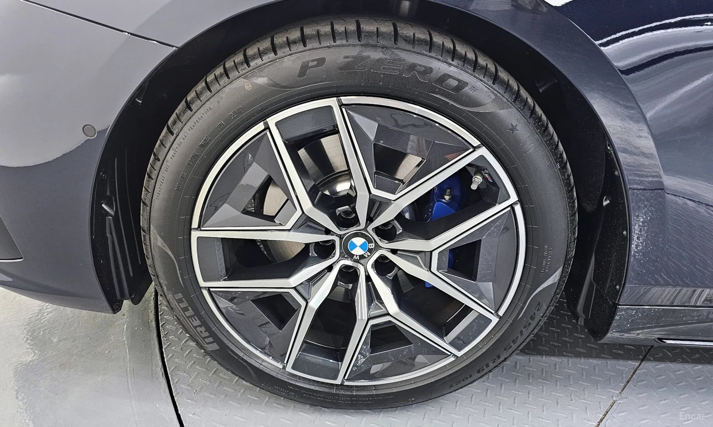 5 Series (G60)
