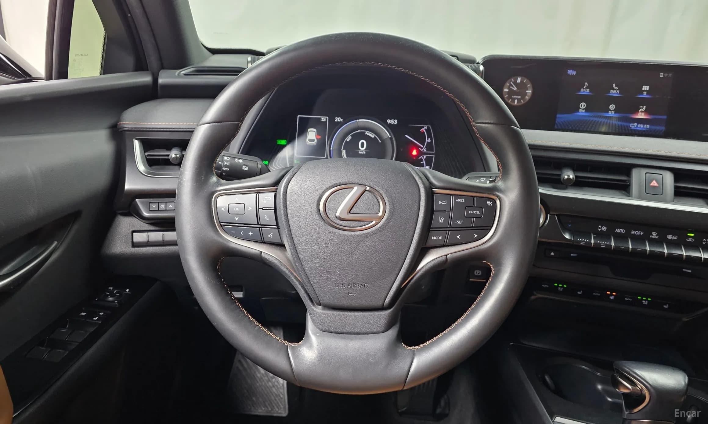 UX250h