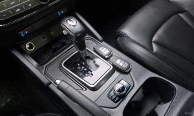 Rexton Sports Khan