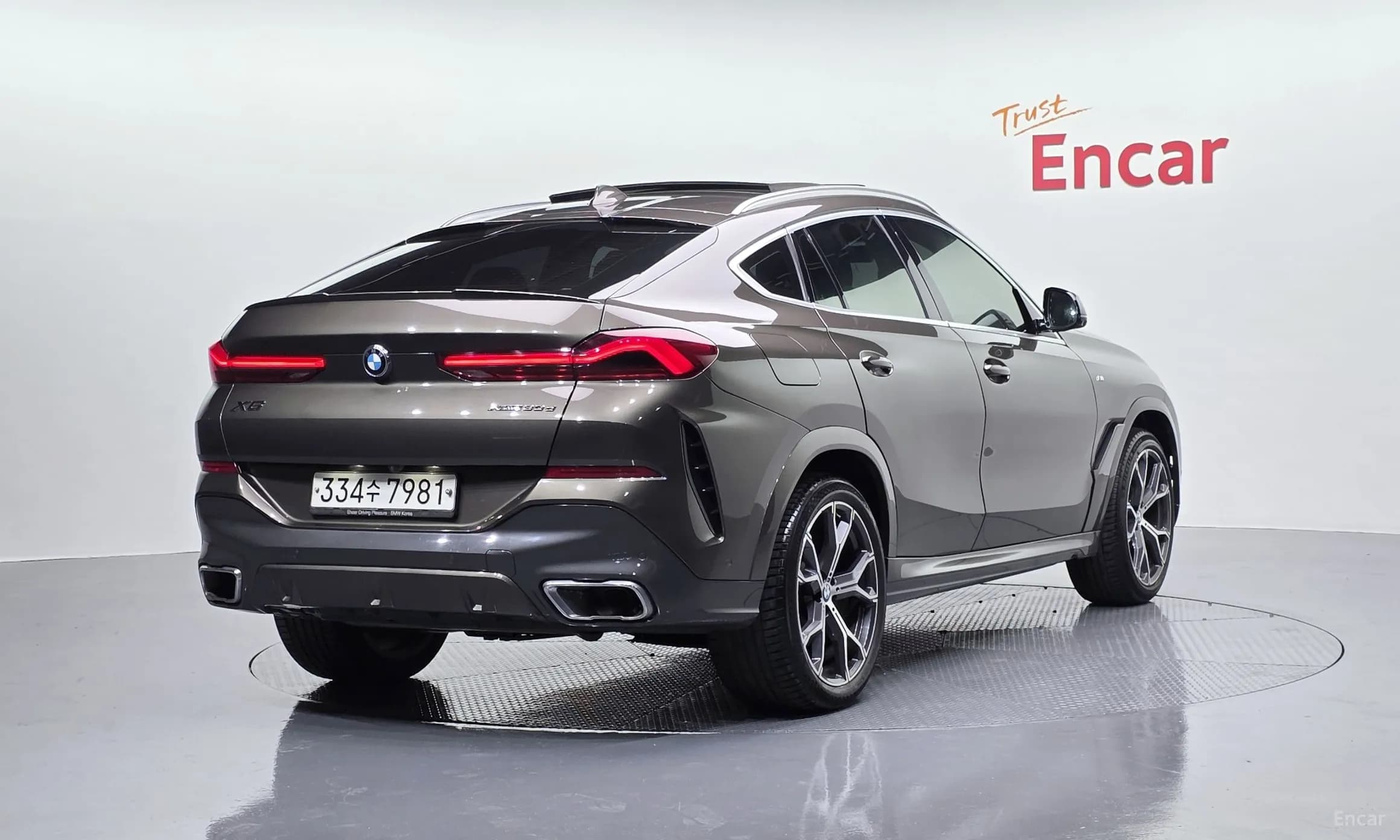 X6 (G06)