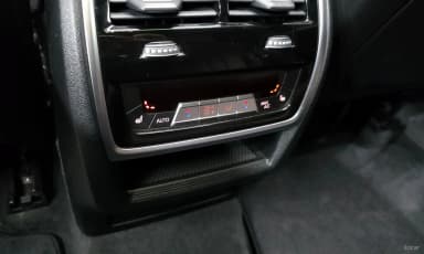 X6 (G06)
