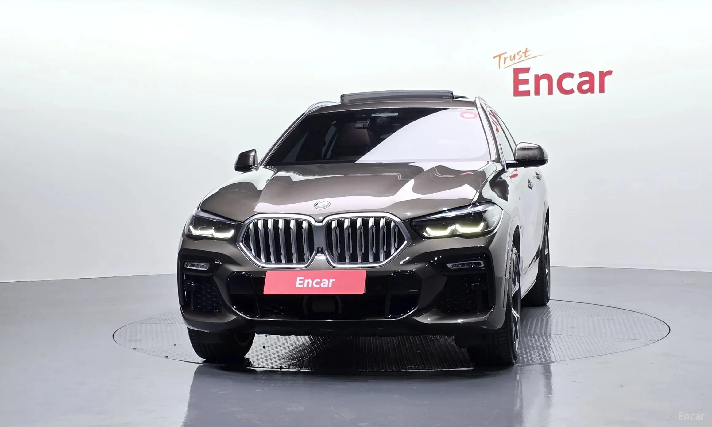 X6 (G06)