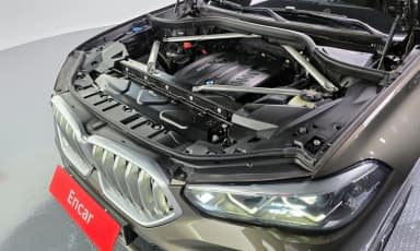 X6 (G06)