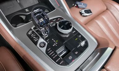 X6 (G06)