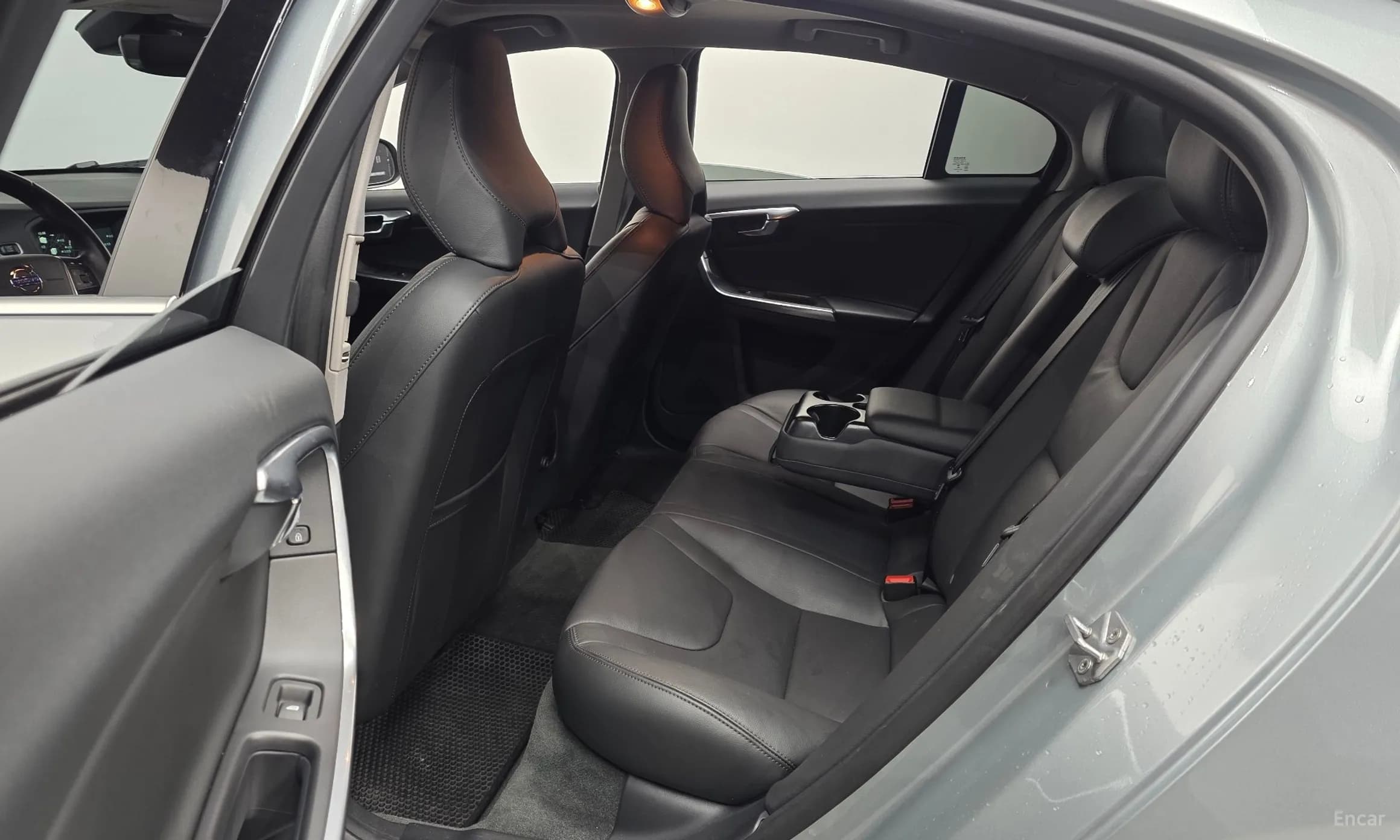 S60