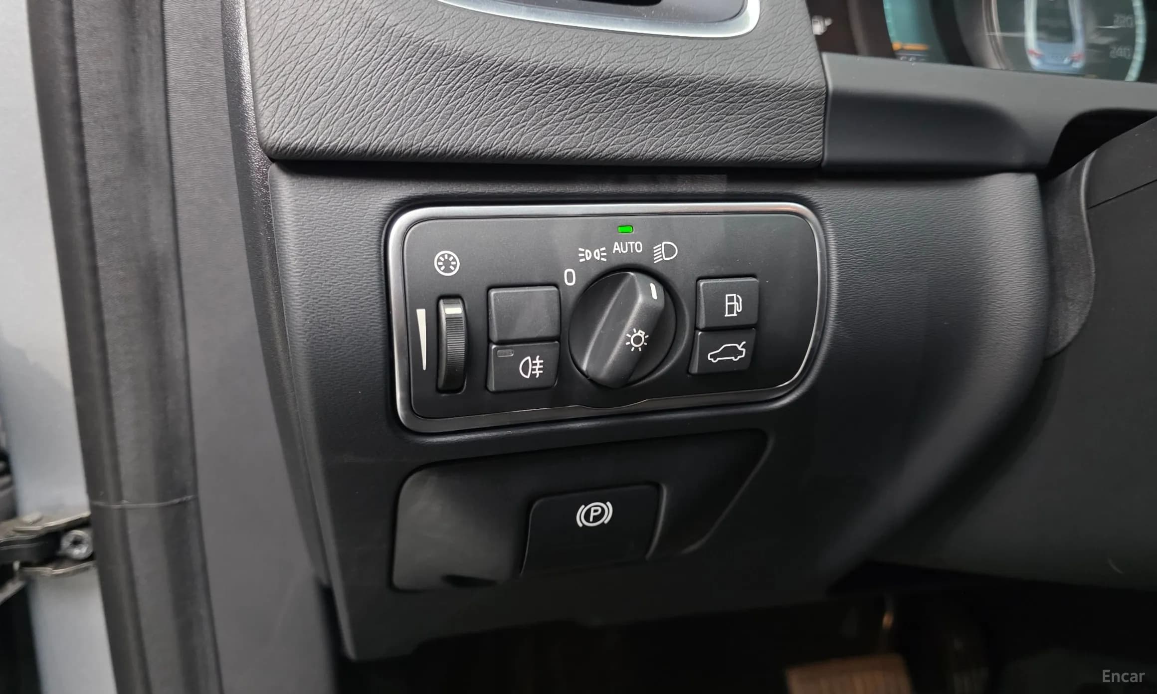 S60