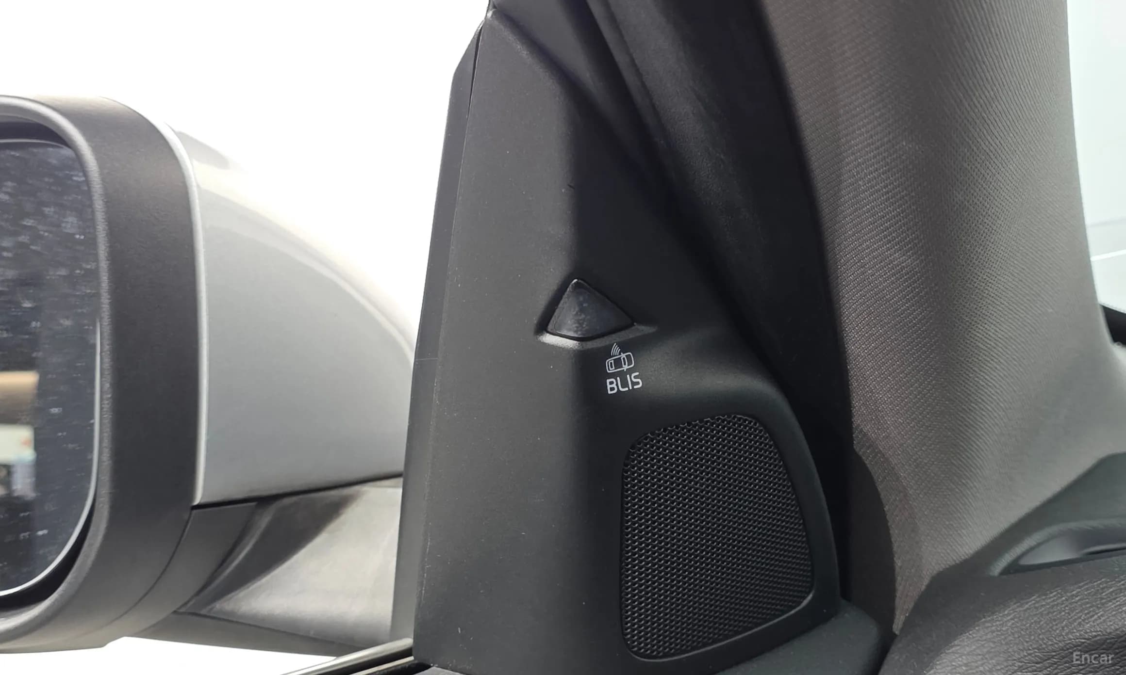 S60