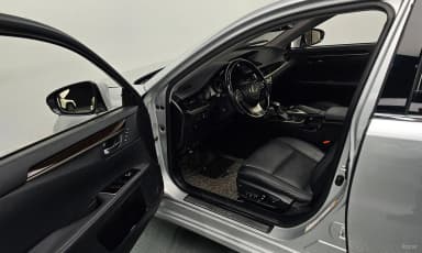 New ES300h