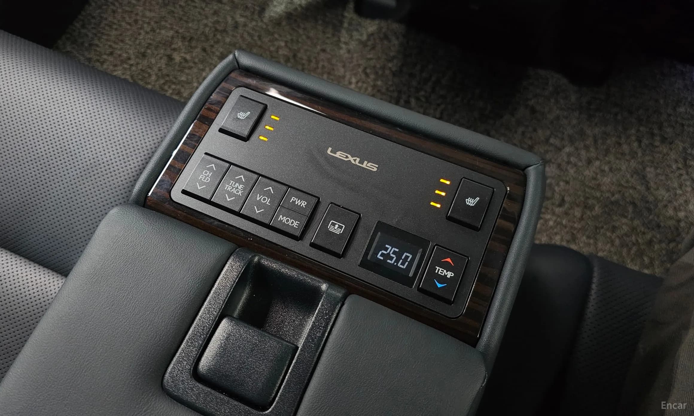 New ES300h