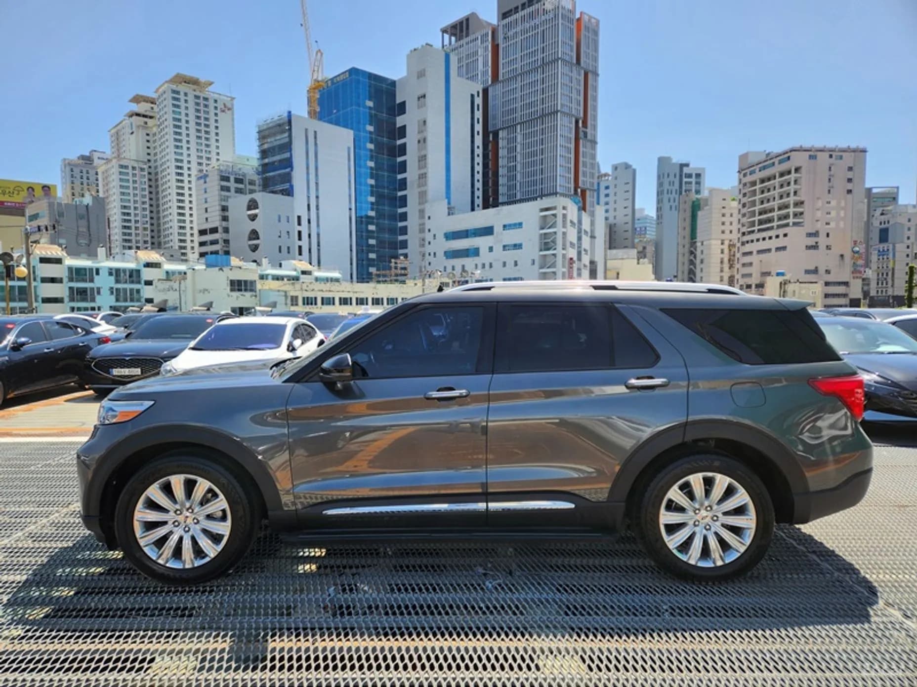 Explorer 6th Generation