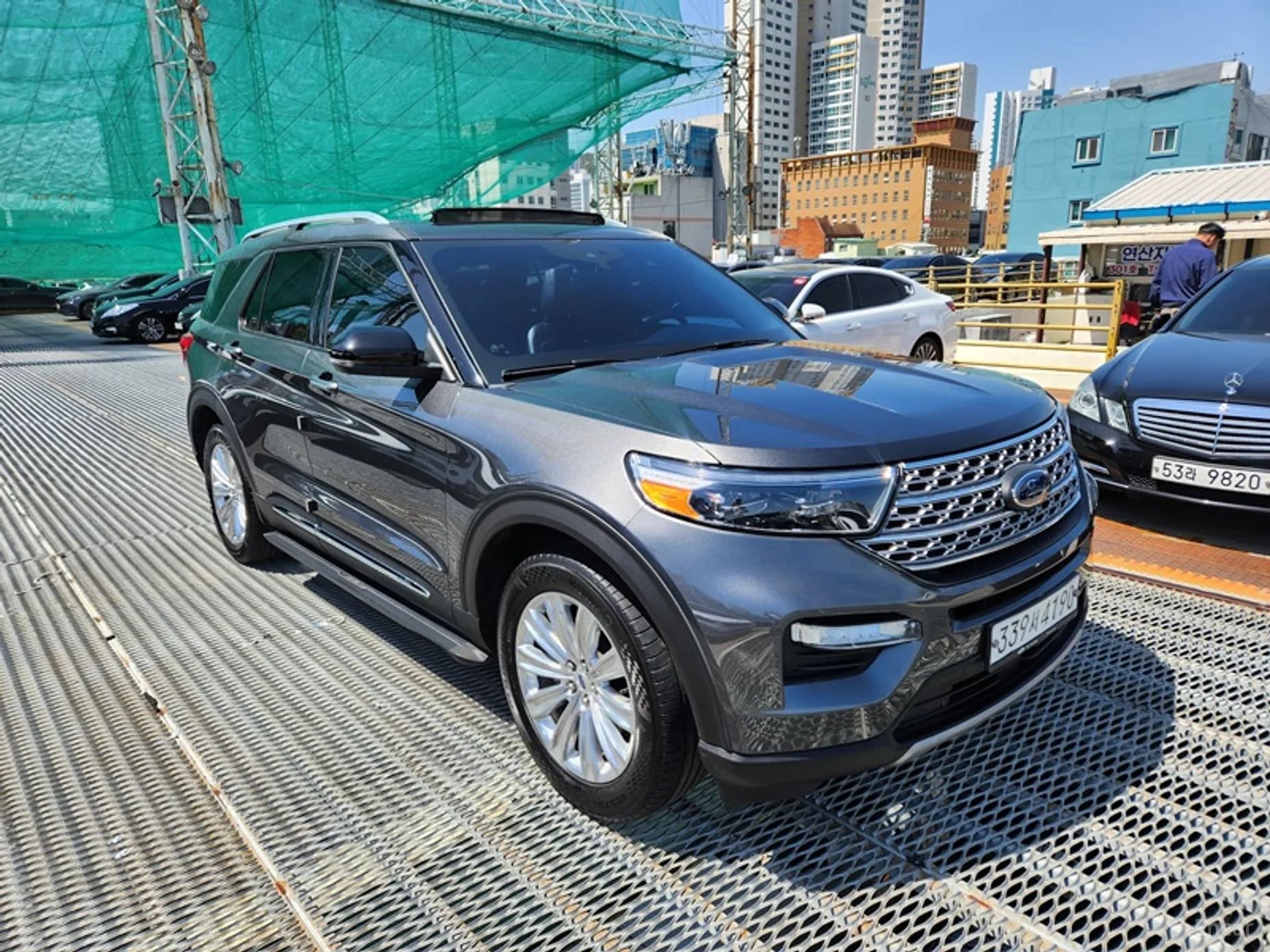 Explorer 6th Generation