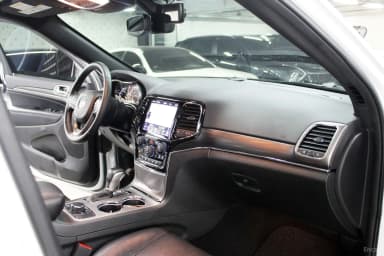 Grand Cherokee