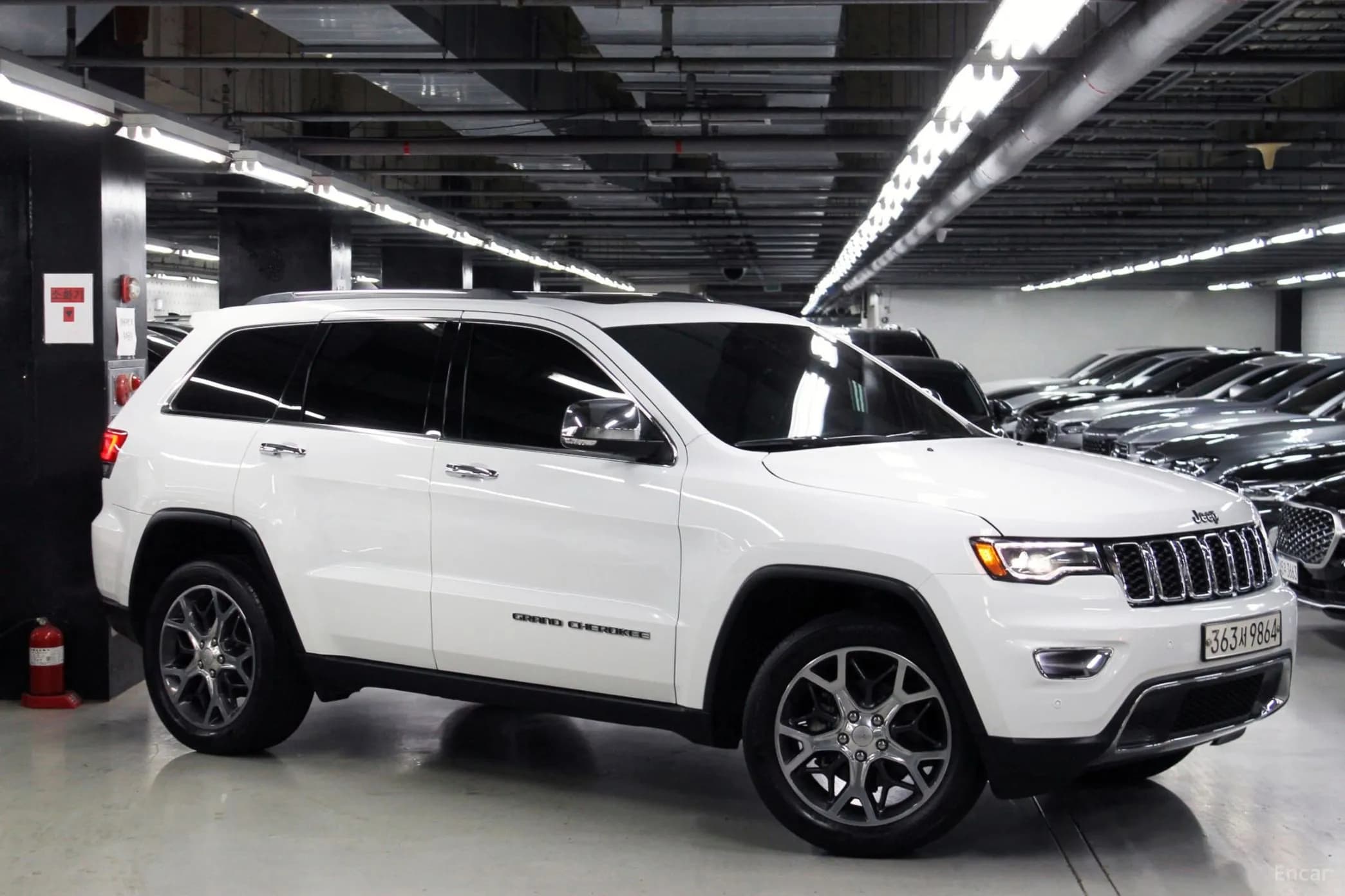 Grand Cherokee