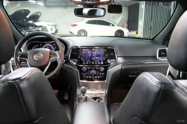 Grand Cherokee