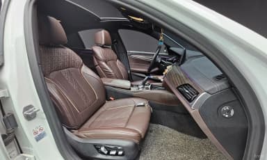5 Series (G30)