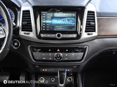 G4 Rexton