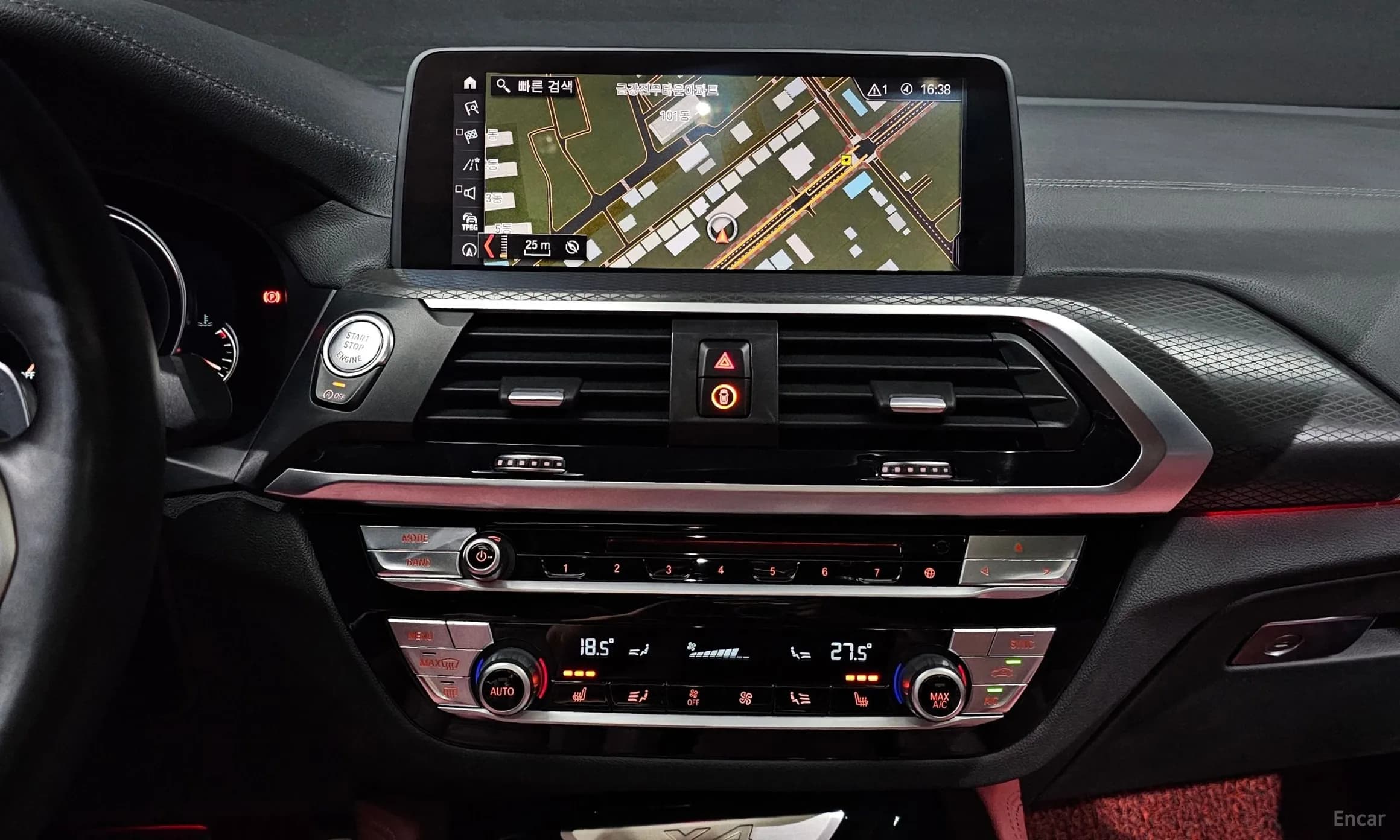 X4 (G02)