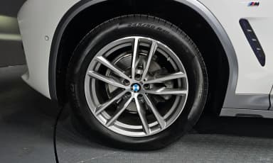 X4 (G02)