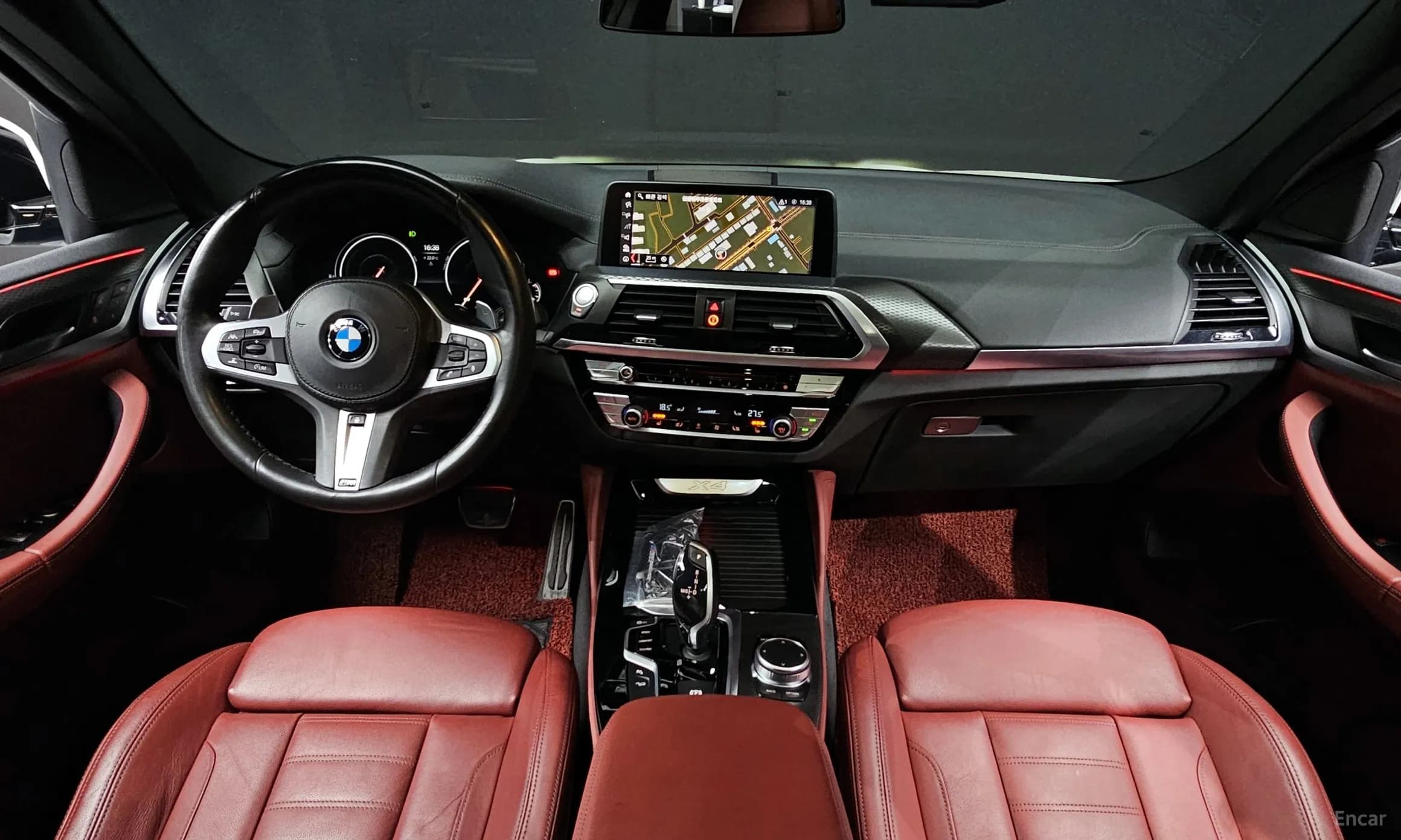 X4 (G02)