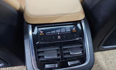 S90