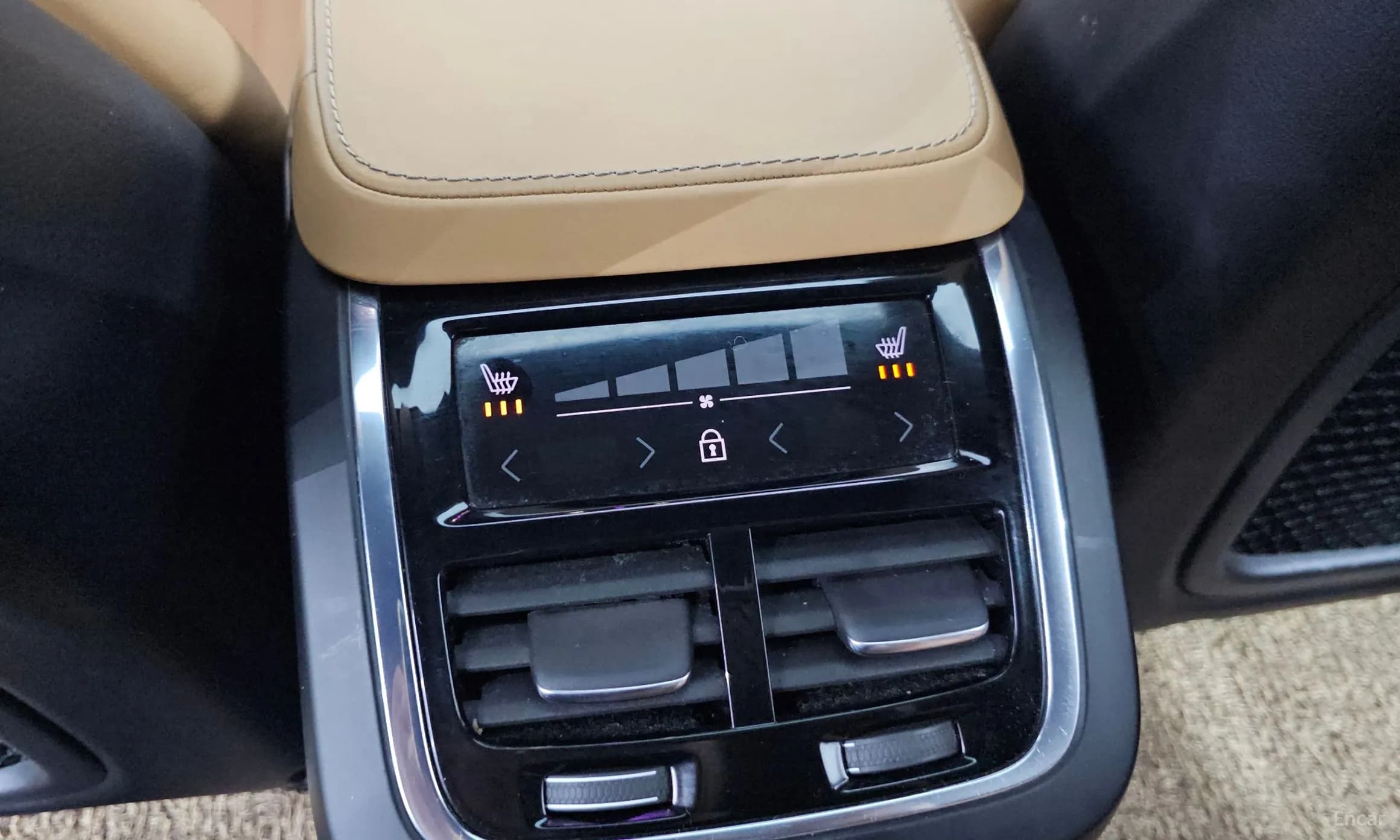 S90