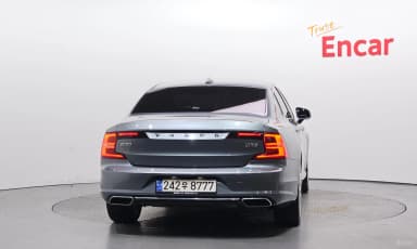 S90