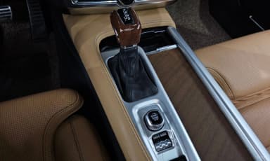 S90