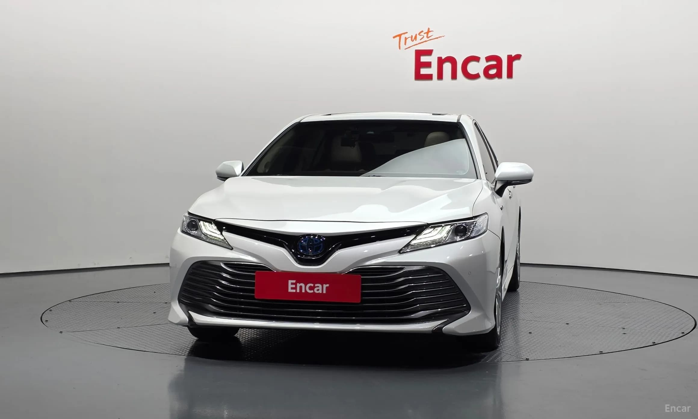 Camry (XV70)
