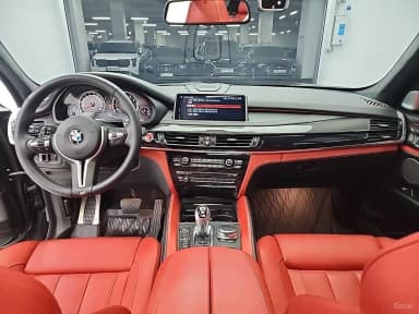 X5M (F15)