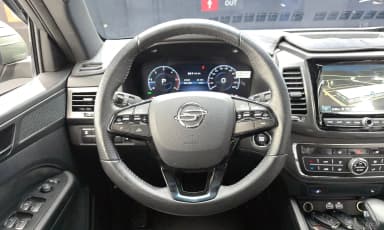 Rexton Sports Khan
