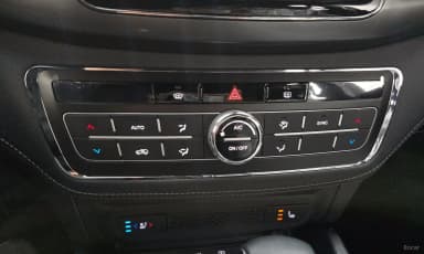 Rexton Sports Khan