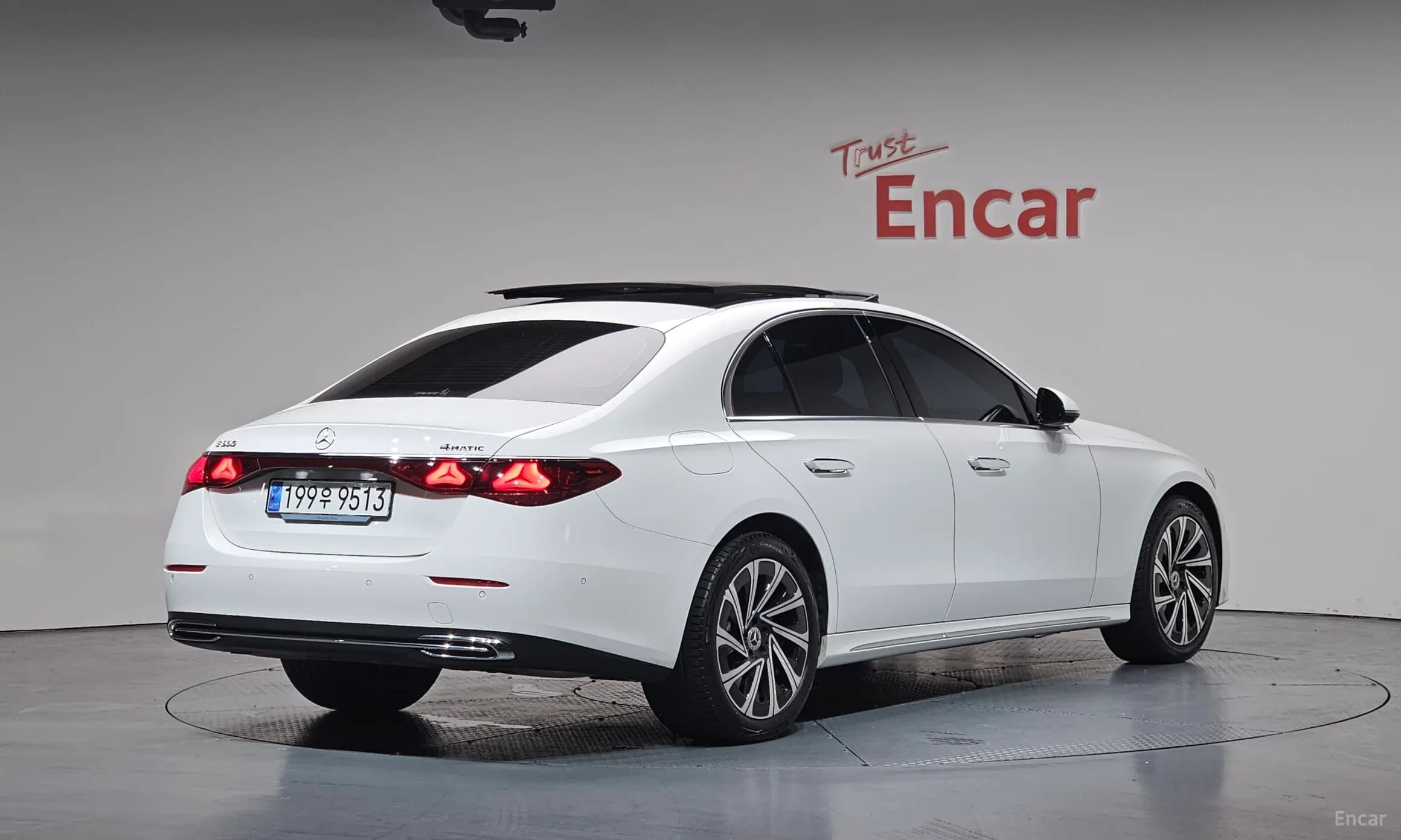 E-Class W214