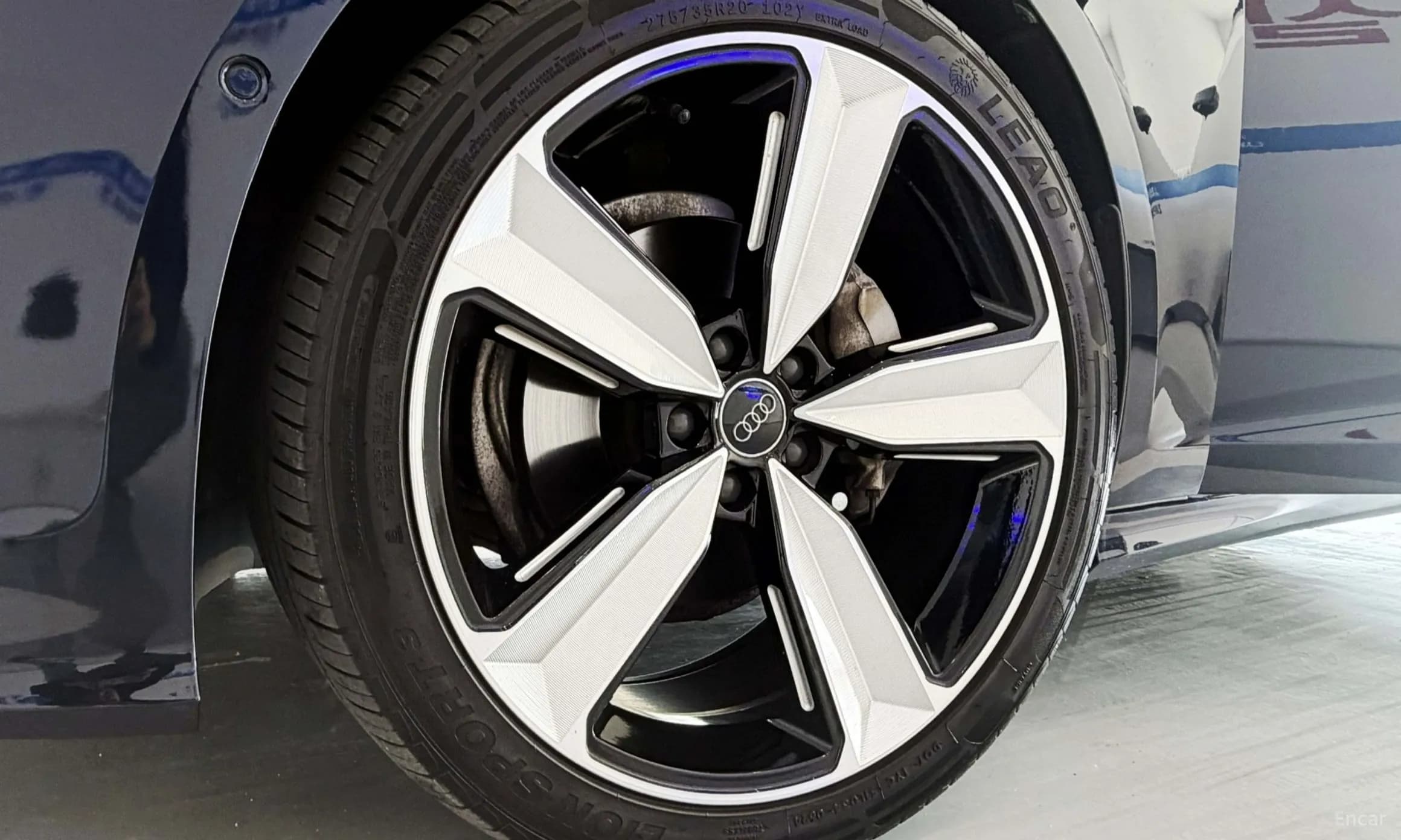 A6 (C8)