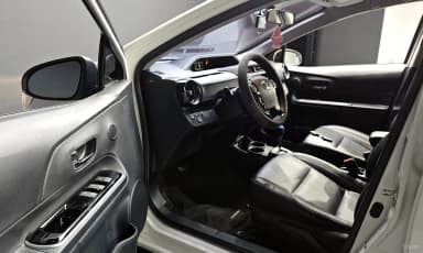 Prius C