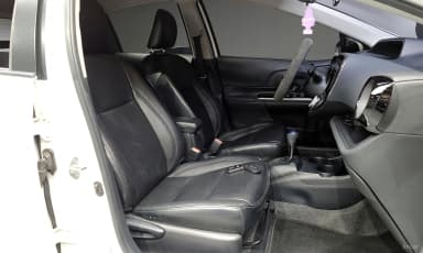 Prius C