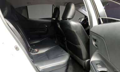 Prius C