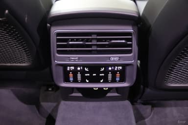Q7 (4M)