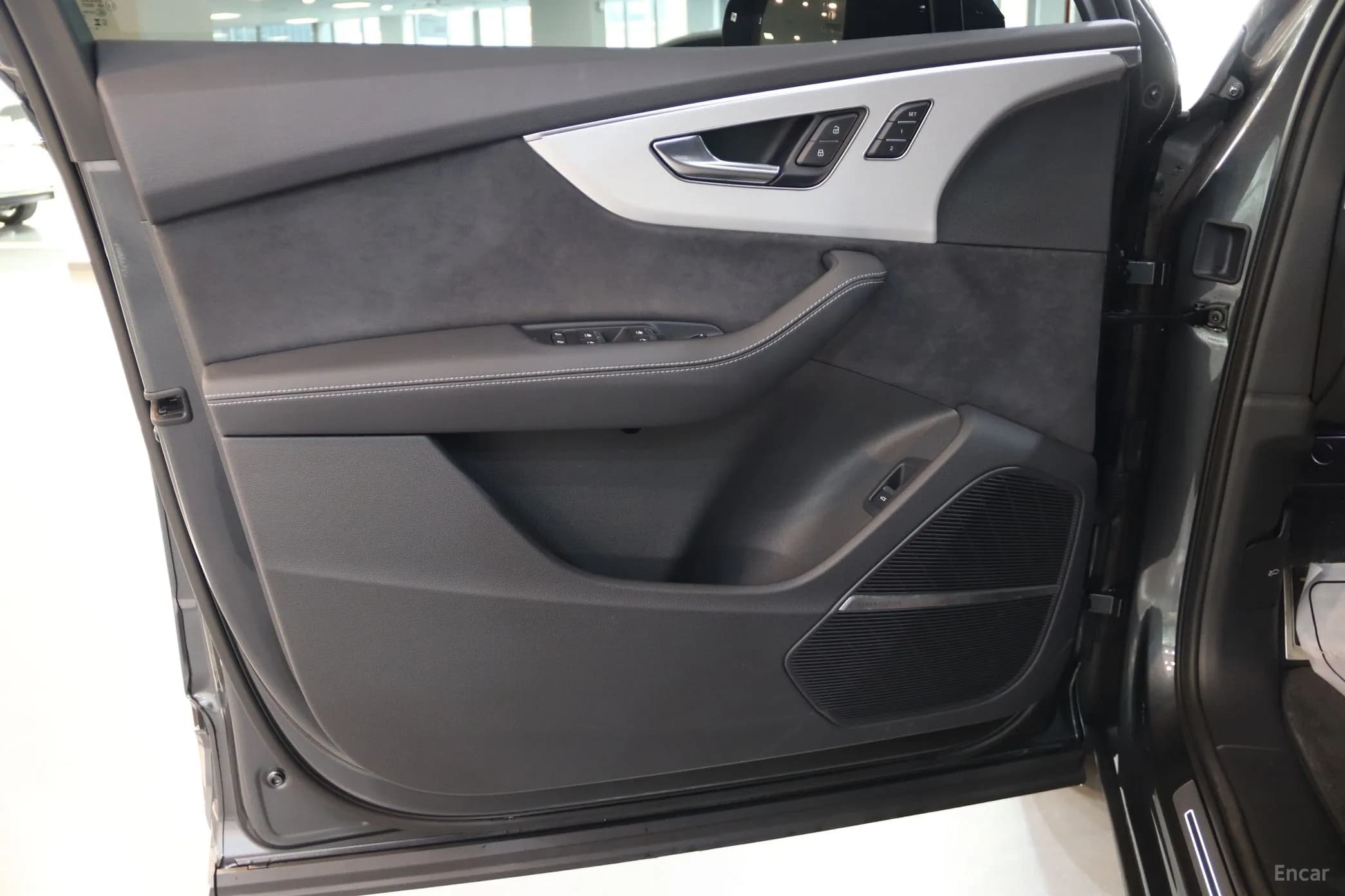 Q7 (4M)