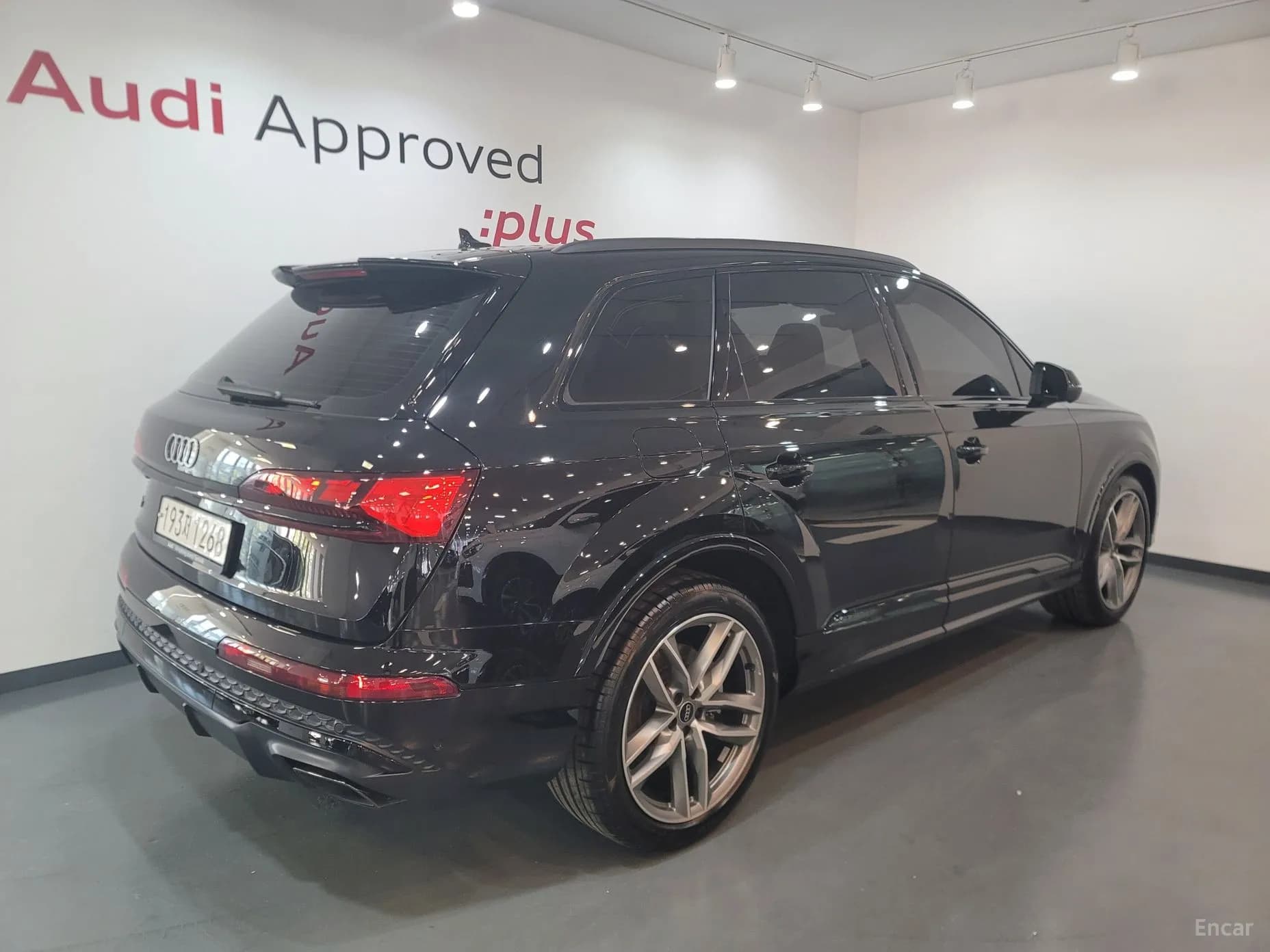Q7 (4M)