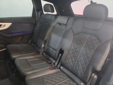 Q7 (4M)