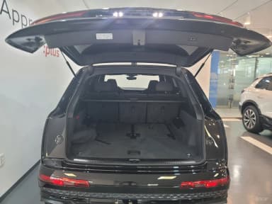 Q7 (4M)