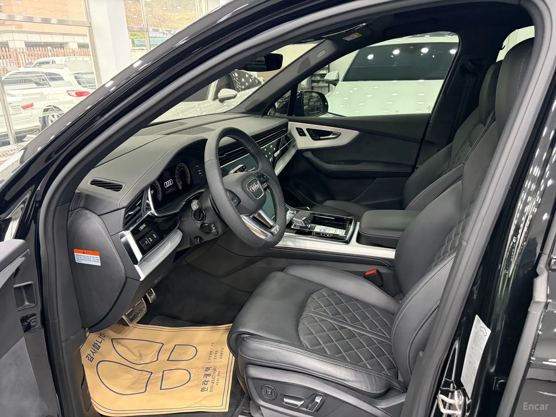 Q7 (4M)