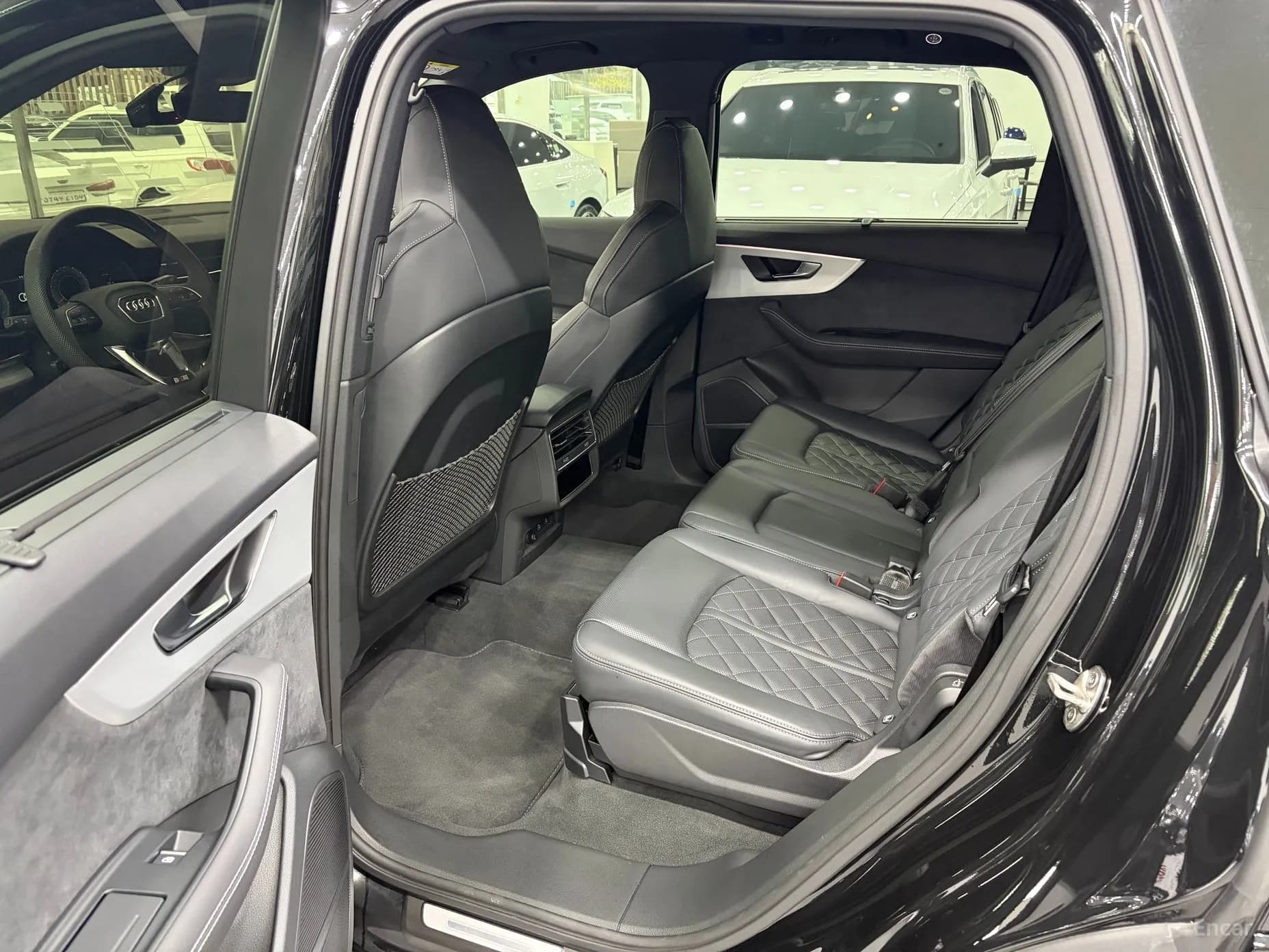 Q7 (4M)