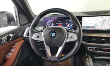 X7 (G07)