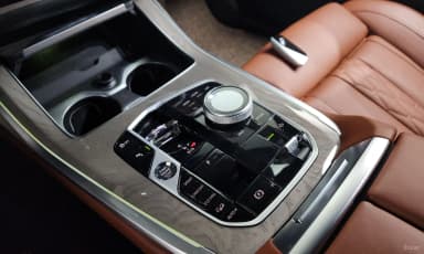 X7 (G07)