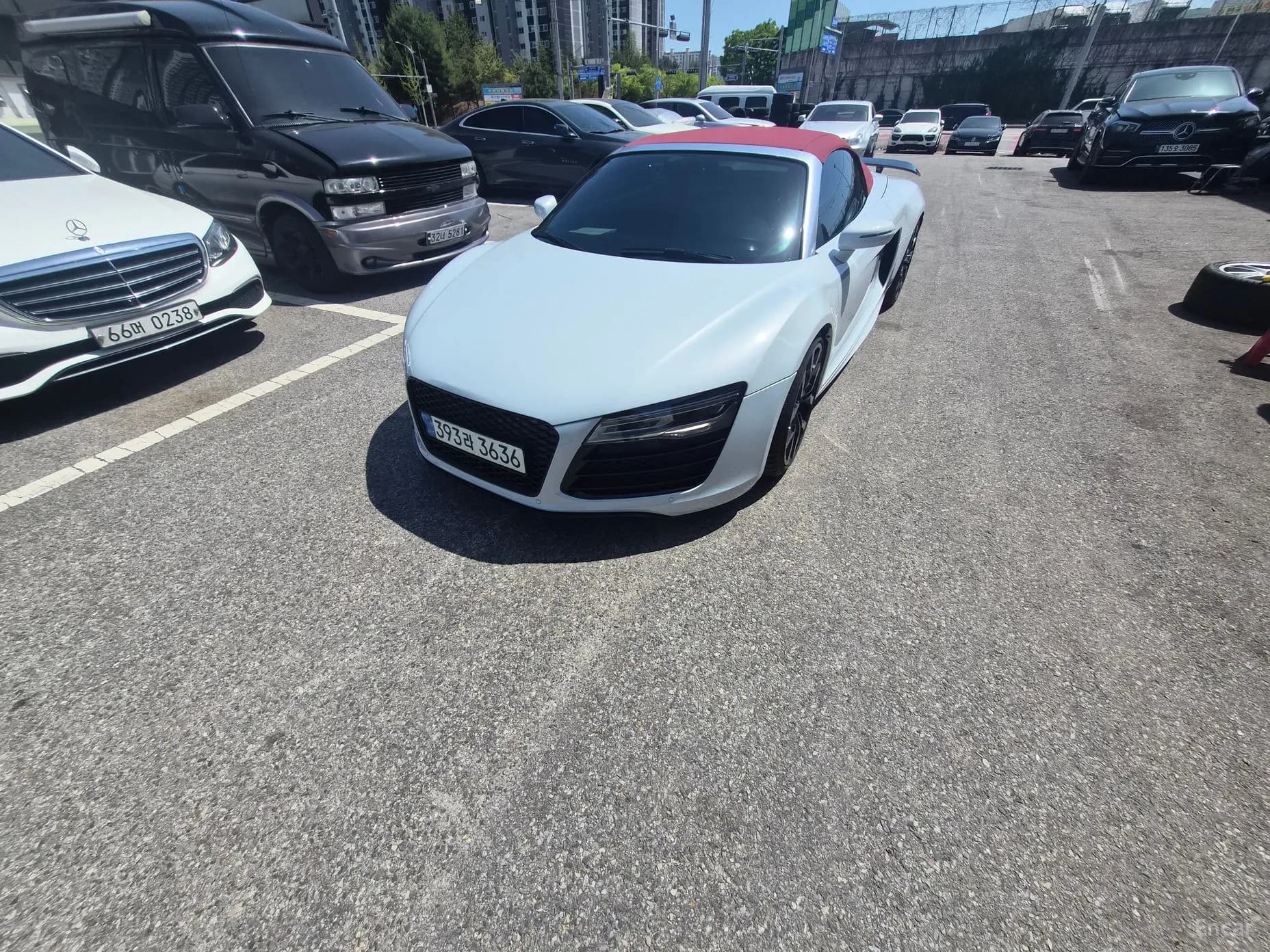 R8