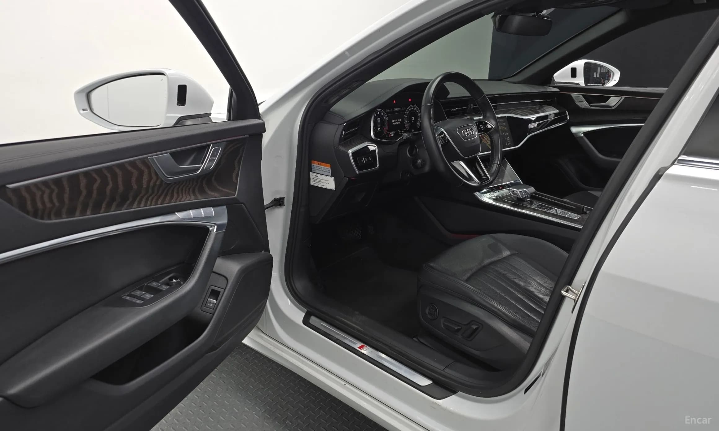 A6 (C8)