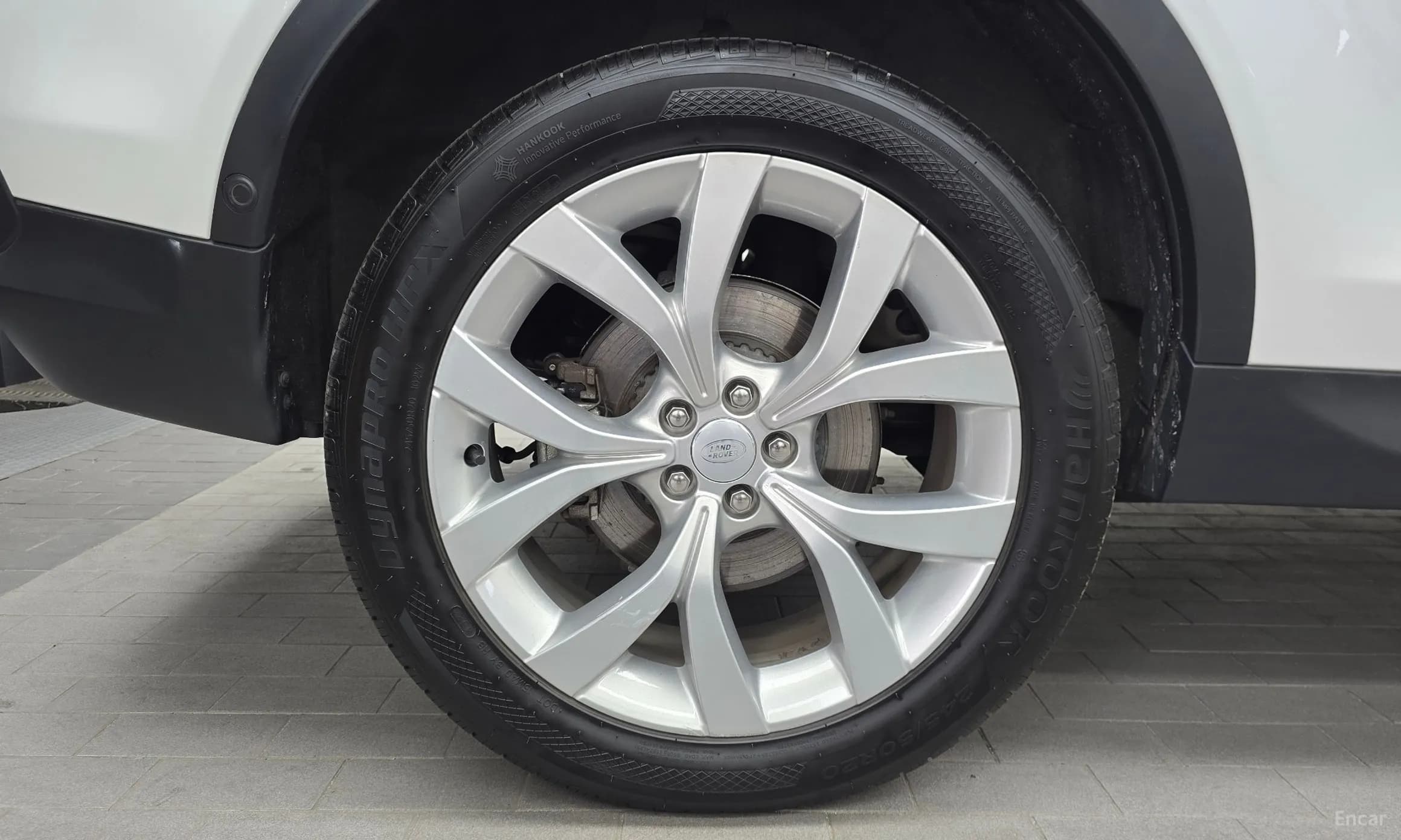 Discovery Sports