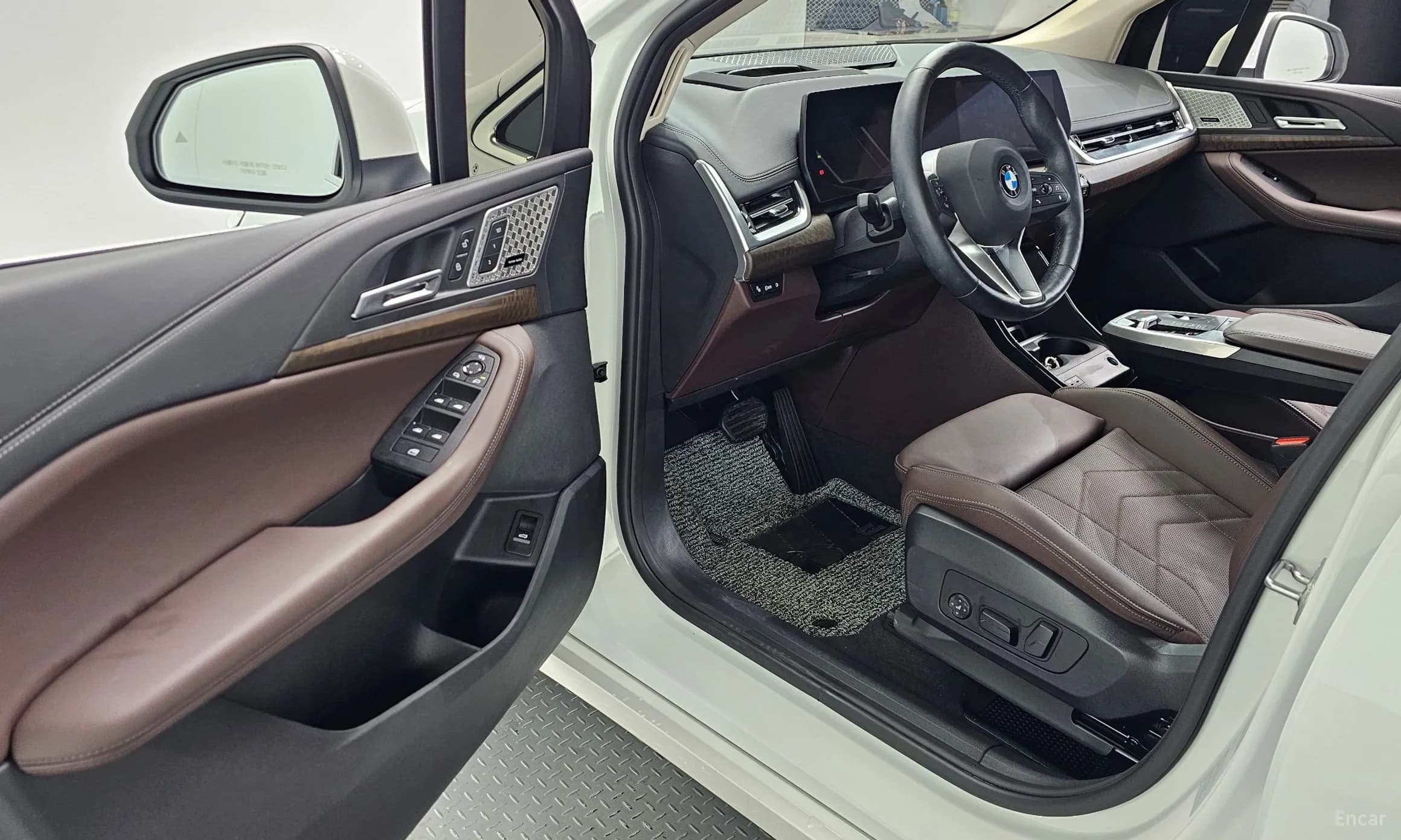2 Series Active Tourer (U06)