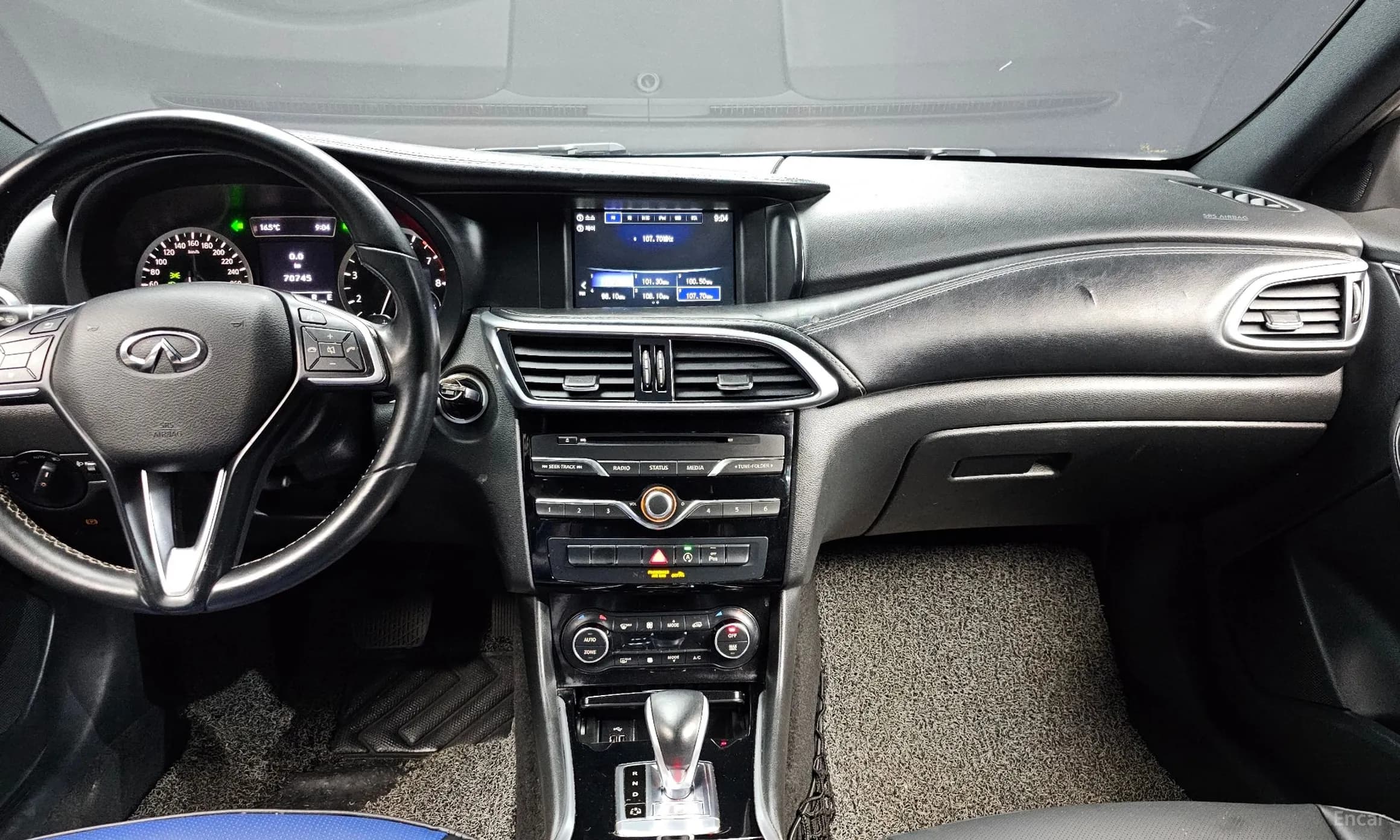 Q30